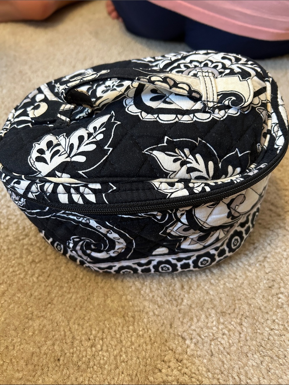 Vera Bradley Black & White Quilted Floral Travel Case